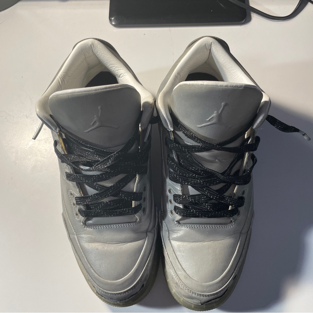 Size 10.5 - Jordan 3 5Lab3
Reflective Silver 2014